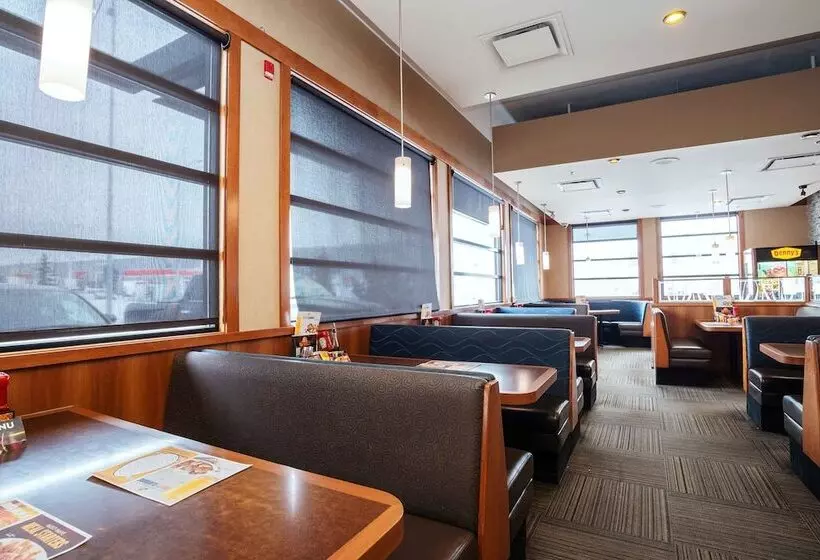 Fotos del hotel Sandman Hotel & Suites Calgary West:  15