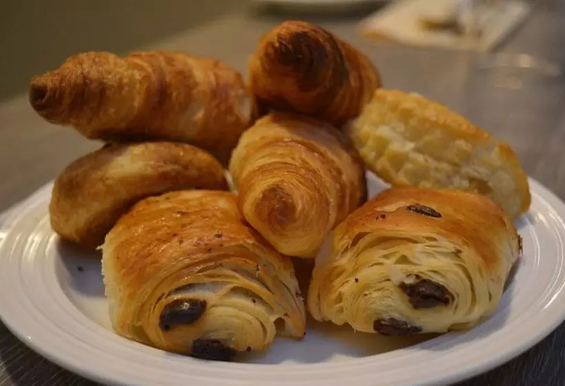 Fotos del hotel Lumen Paris Louvre:  2