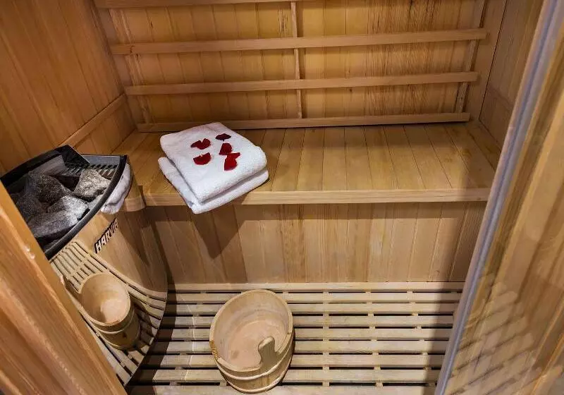 Fotos del hotel Midnight Hotel Paris:  2