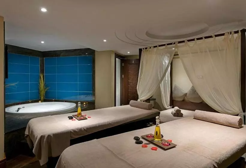 Fotos del hotel Titanic Business Kartal:  18