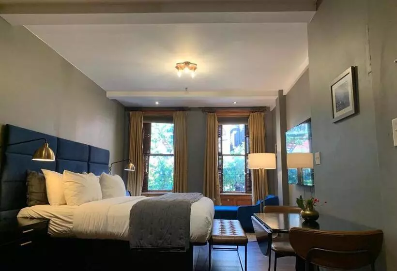 Fotos del hotel The Historical Blue Moon   Nyc:  15