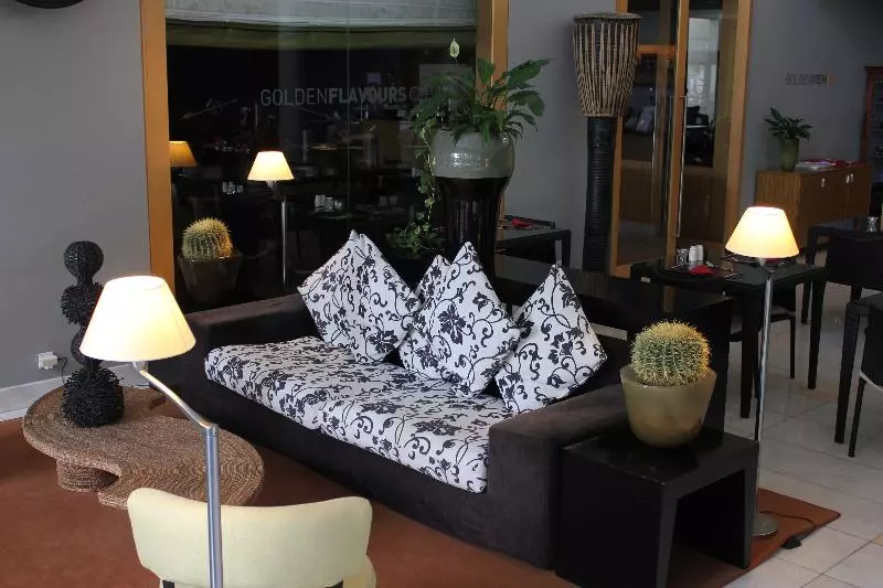 Fotos del hotel Golden Residence:  3