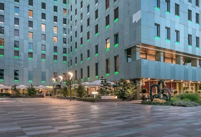 Fotos del hotel Grand Hotel River Park, A Luxury Collection Hotel, Bratislava:  1