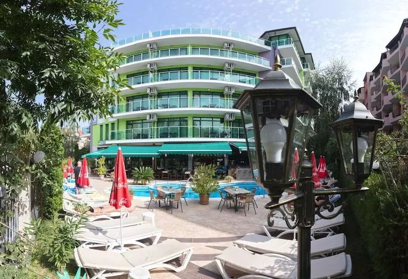 Fotos del hotel L&b:  13