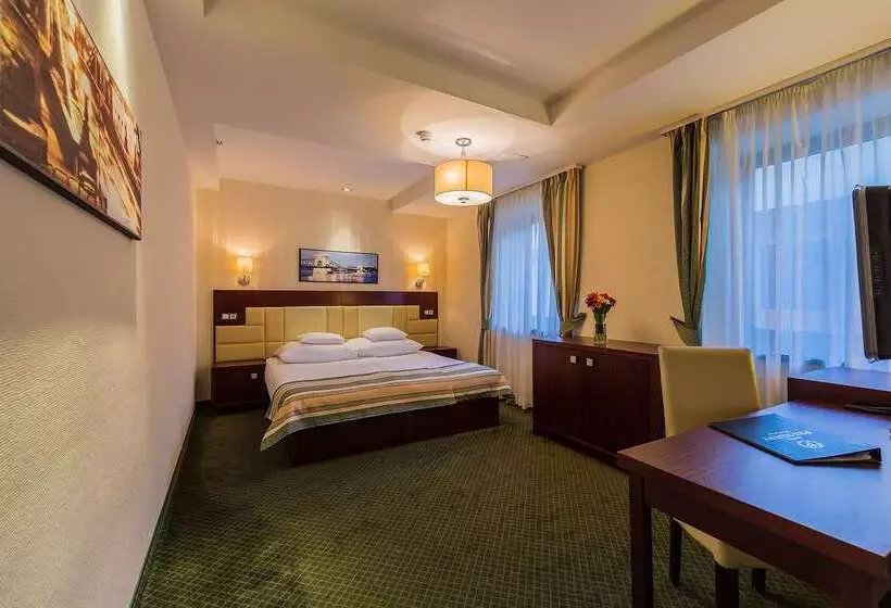 Fotos del hotel President:  18