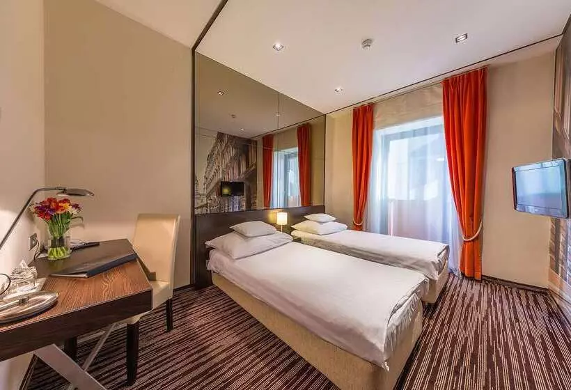 Fotos del hotel President:  22