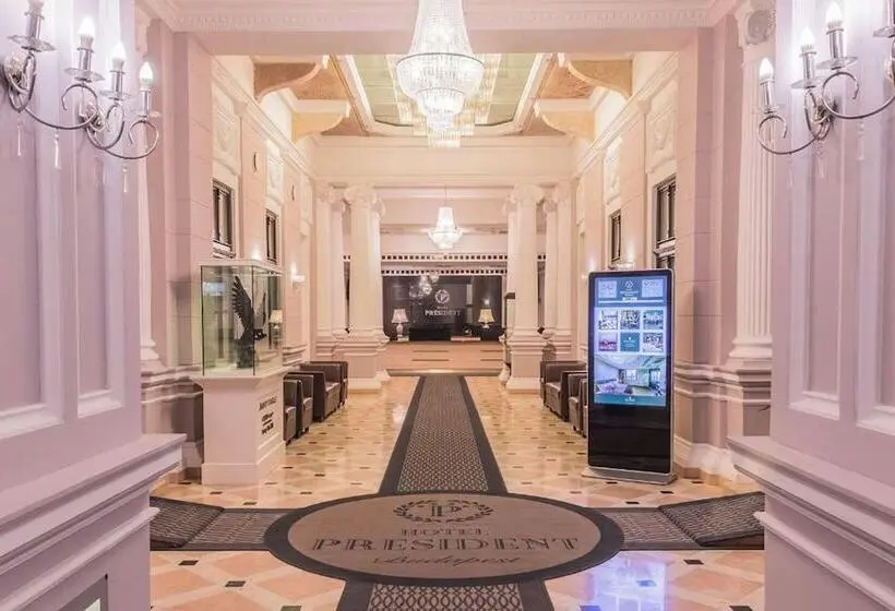 Fotos del hotel President:  4