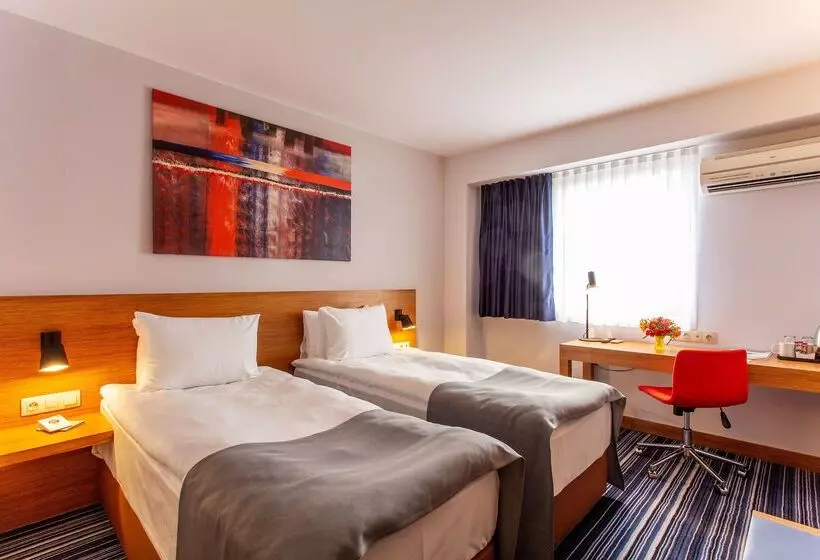 Fotos del hotel Best Western Terminus:  7