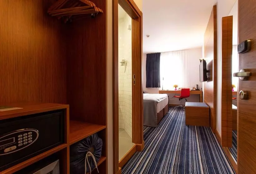 Fotos del hotel Best Western Terminus:  2