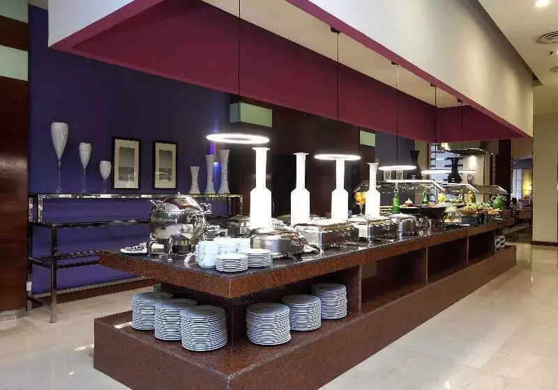 Fotos del hotel Holiday Inn Riyadh Al Qasr, An Ihg:  10