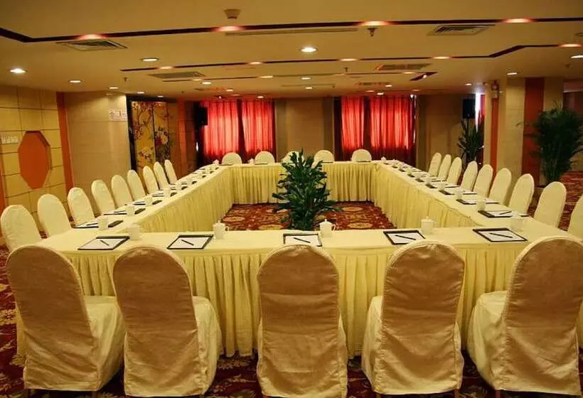 Fotos del hotel Super House International:  10