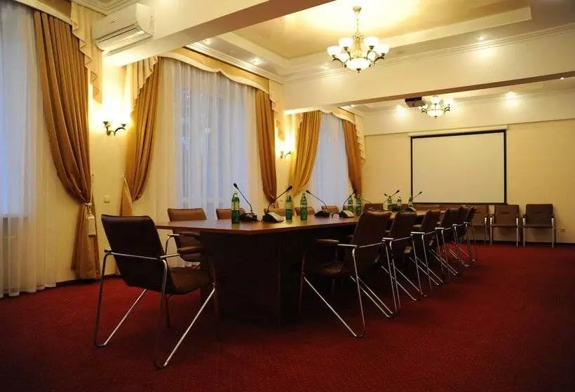 Fotos del hotel Ukraine:  5