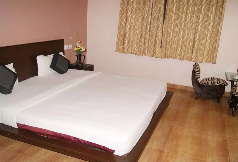 Fotos del hotel Maxfort Cyber City:  5