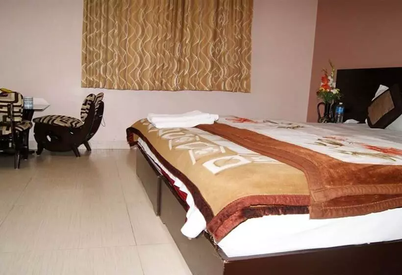 Fotos del hotel Maxfort Cyber City:  3