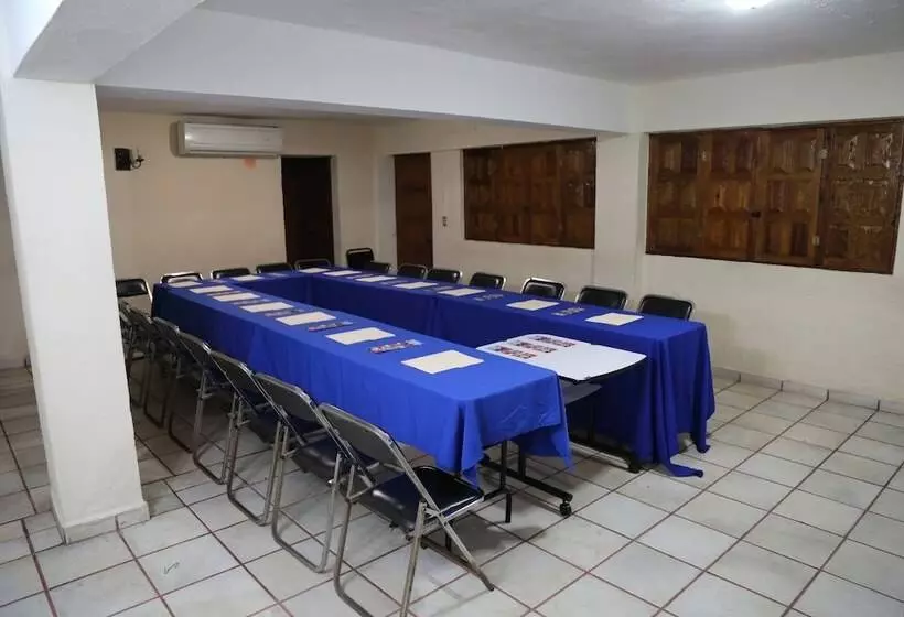 Fotos del hotel María Eugenia:  5