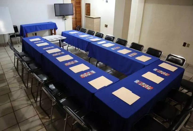 Fotos del hotel María Eugenia:  13