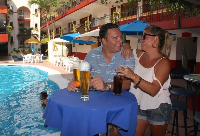 Fotos del hotel María Eugenia:  4