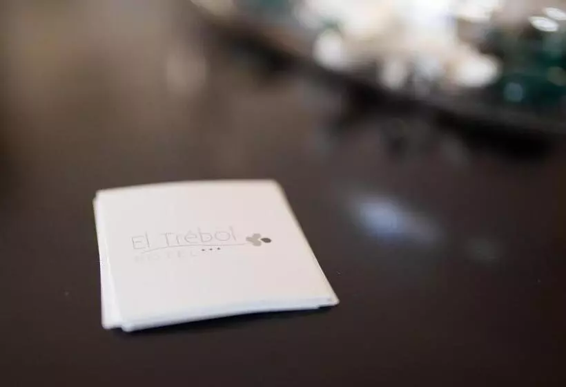 Fotos del hotel El Trebol:  19