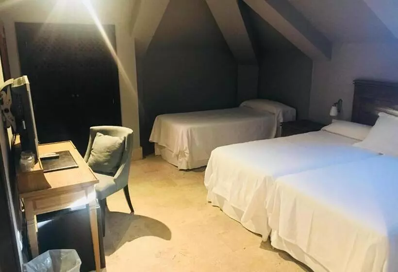 Fotos del hotel Palacio De Mengibar:  1