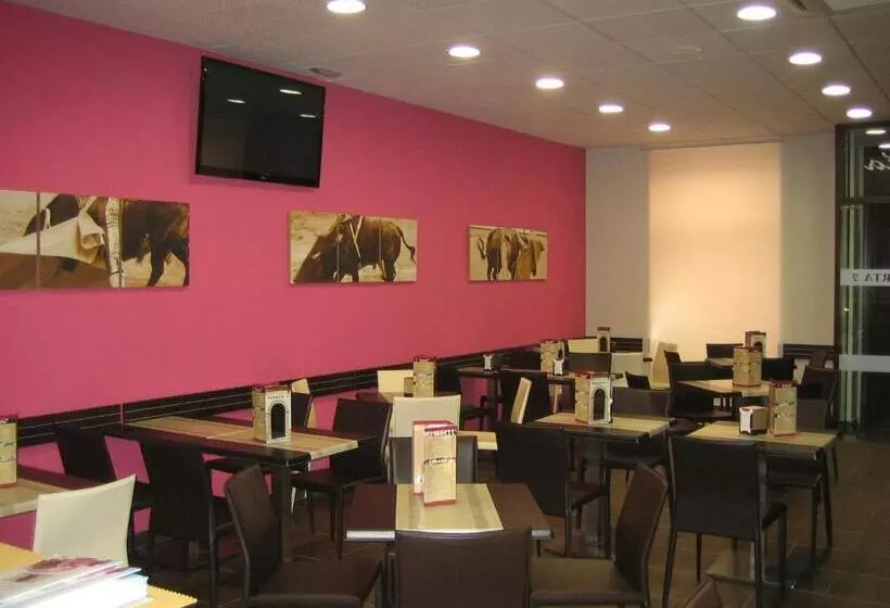 Fotos del hotel Plaza De Toros:  4