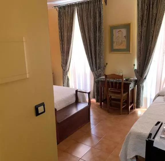 Fotos del hotel Plaza De Toros:  19