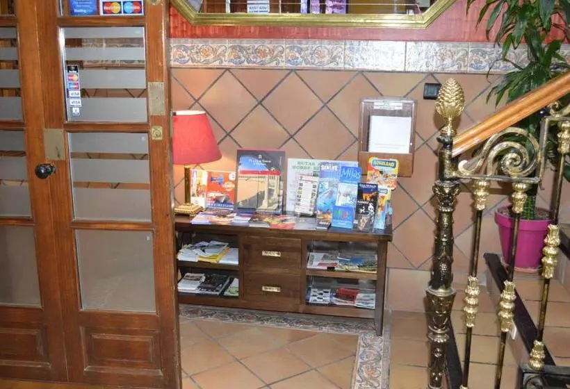 Fotos del hotel Plaza De Toros:  14