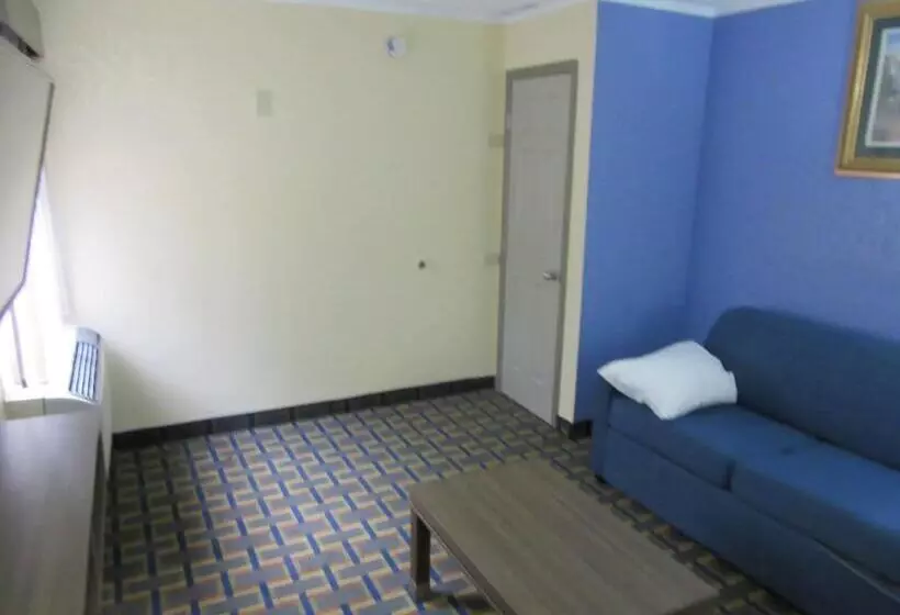 Fotos del hotel Quality Inn & Suites:  12