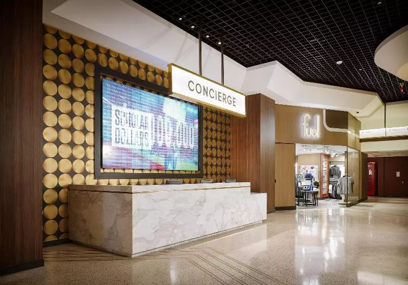 Fotos del hotel Circa Resort & Casino - Adults Only:  17
