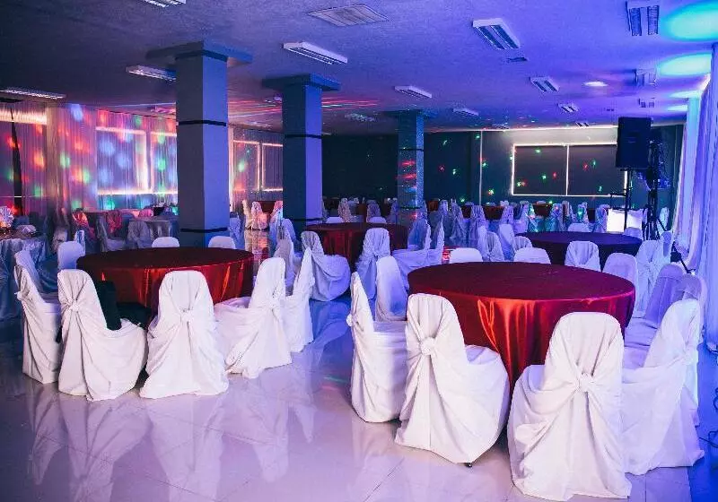 Fotos del hotel La Mesa:  3