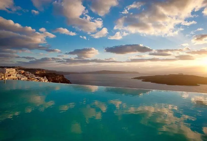 Fotos del hotel Cosmopolitan Suites - Small Luxury Hotels Of The World:  16