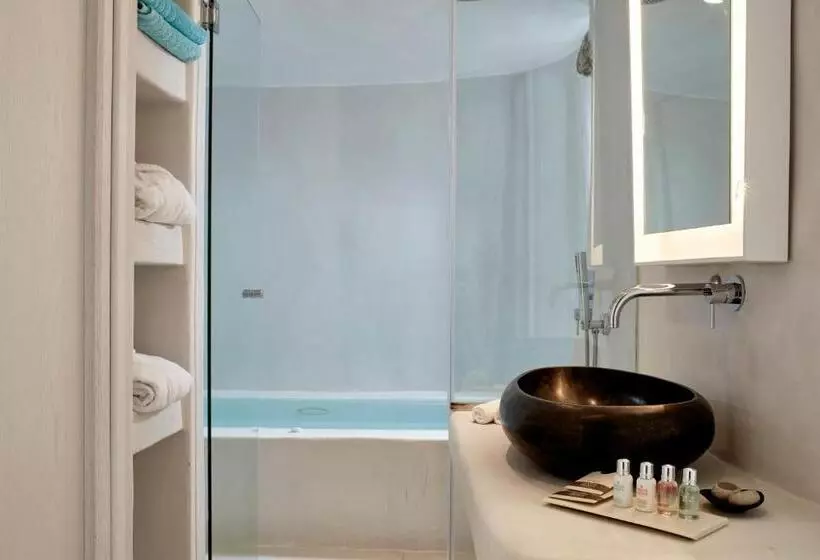 Fotos del hotel Cosmopolitan Suites - Small Luxury Hotels Of The World:  4