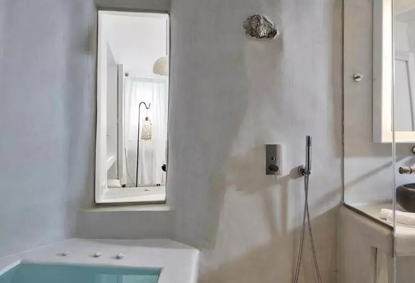 Fotos del hotel Cosmopolitan Suites - Small Luxury Hotels Of The World:  13