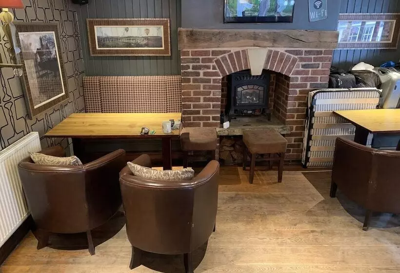 Fotos del hotel George & Dragon:  15