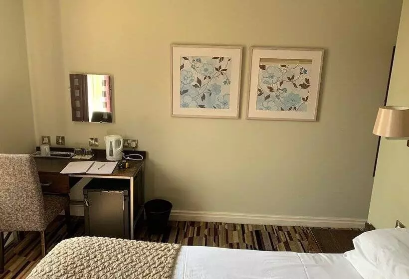 Fotos del hotel George & Dragon:  17