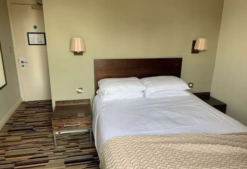 Fotos del hotel George & Dragon:  16