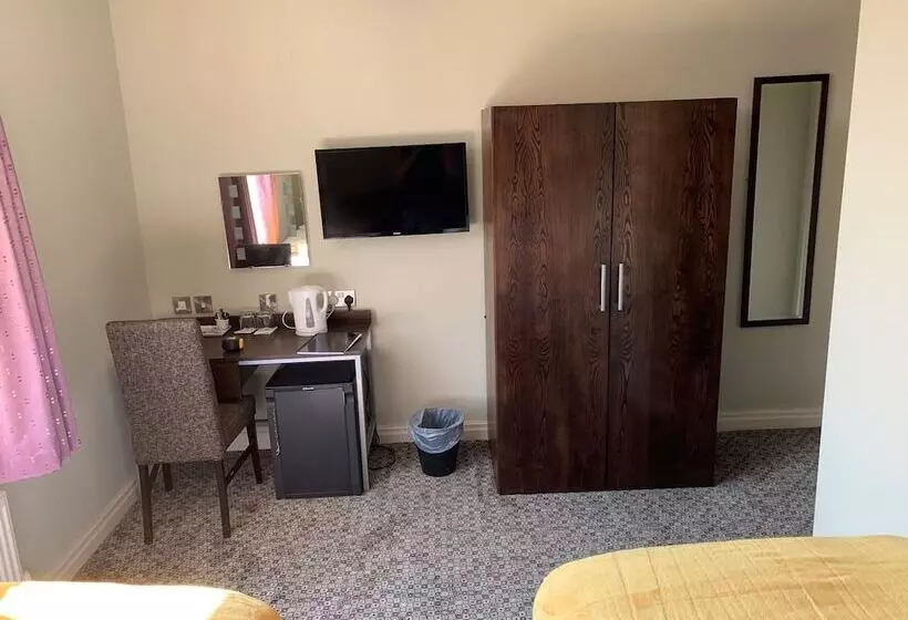 Fotos del hotel George & Dragon:  9