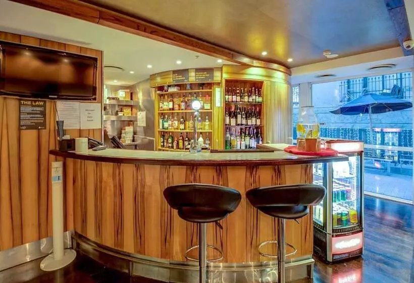 Fotos del hotel The Quadrant Hotel & Suites:  12