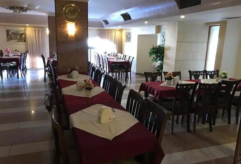 Fotos del hotel Crystal:  5