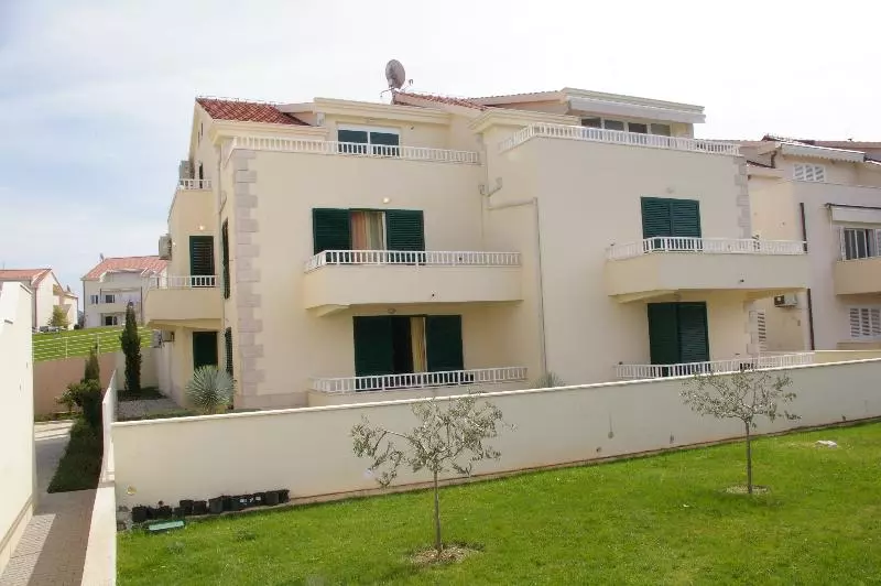 Fotos del hotel Apartments Pervanovo:  6