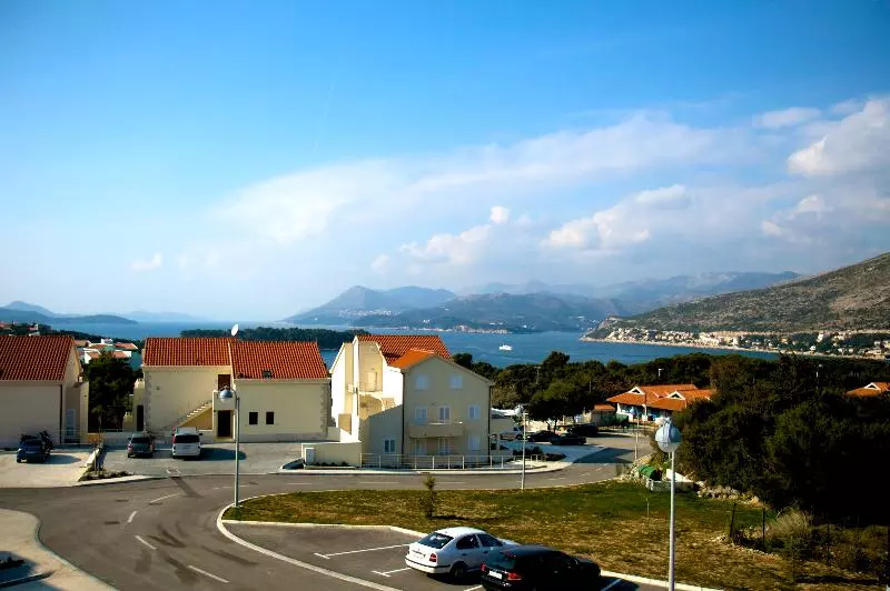 Fotos del hotel Apartments Pervanovo:  7