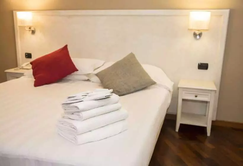 Fotos del hotel Inn Rome Rooms & Suites:  2