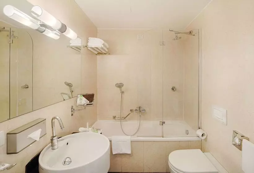 Fotos del hotel Nh Collection Roma Giustiniano:  41