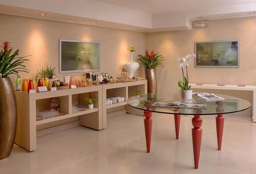 Fotos del hotel Nh Collection Roma Giustiniano:  22