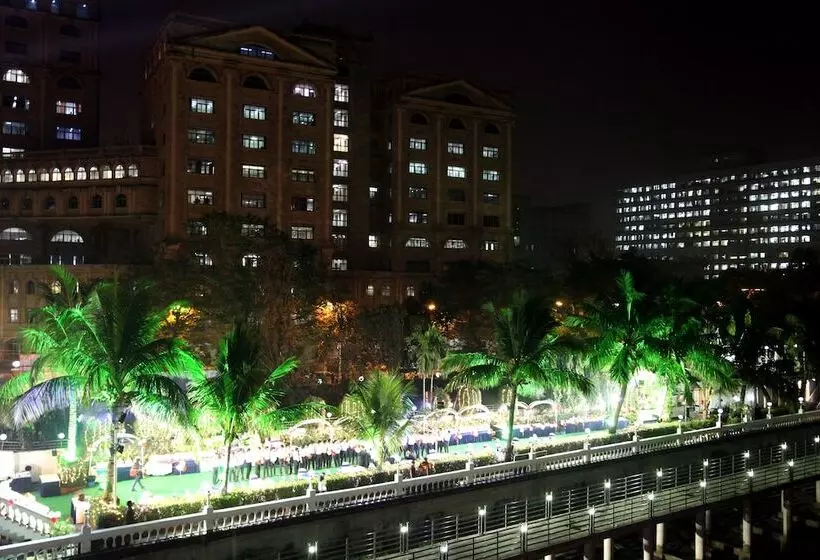 Fotos del hotel The Floatel:  17