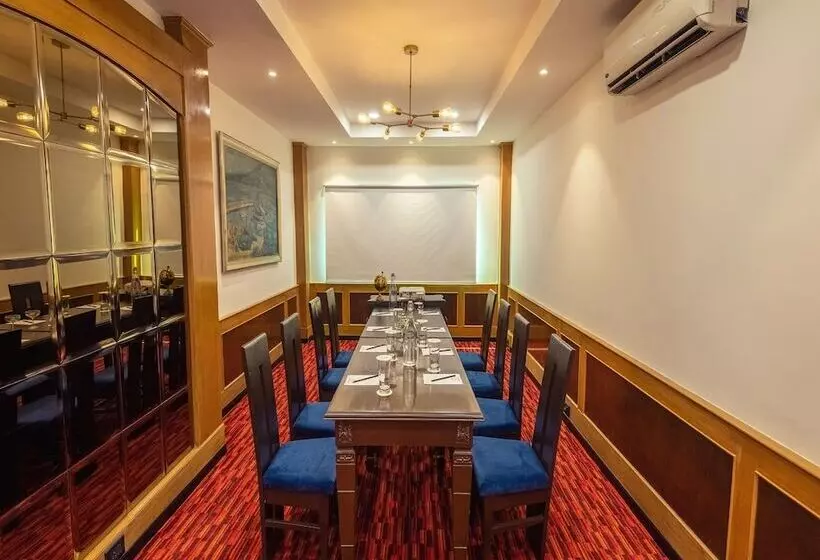 Fotos del hotel The Floatel:  15