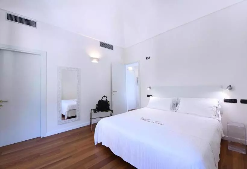 Fotos del hotel Villa Lara:  16