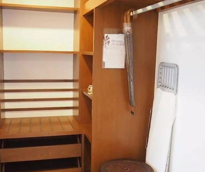 Fotos del hotel Woodlands Suites Serviced Residences:  11