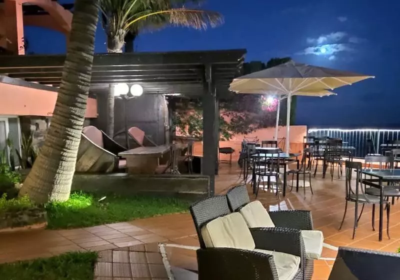 Fotos del hotel Inn & Art Madeira:  16