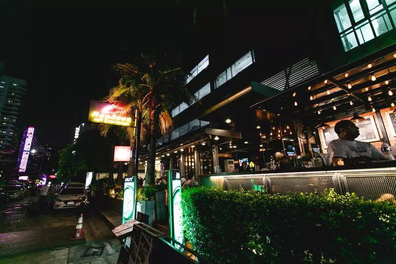 Fotos del hotel Adelphi Suites Bangkok:  23