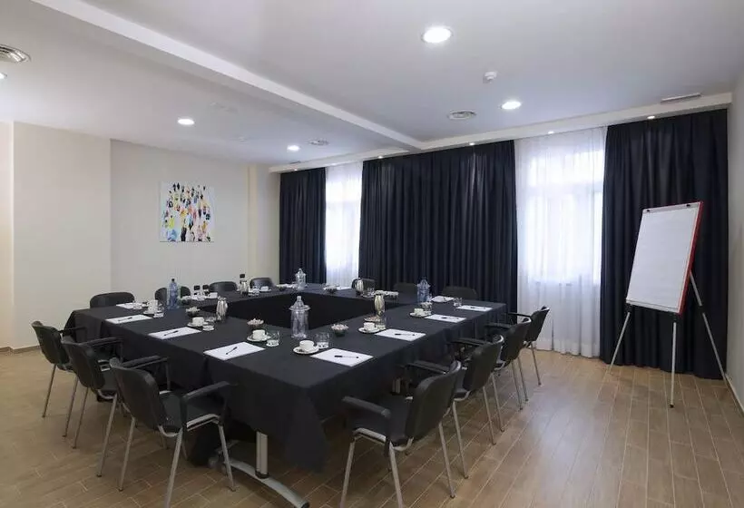 Fotos del hotel Cdh My One  Bologna:  8